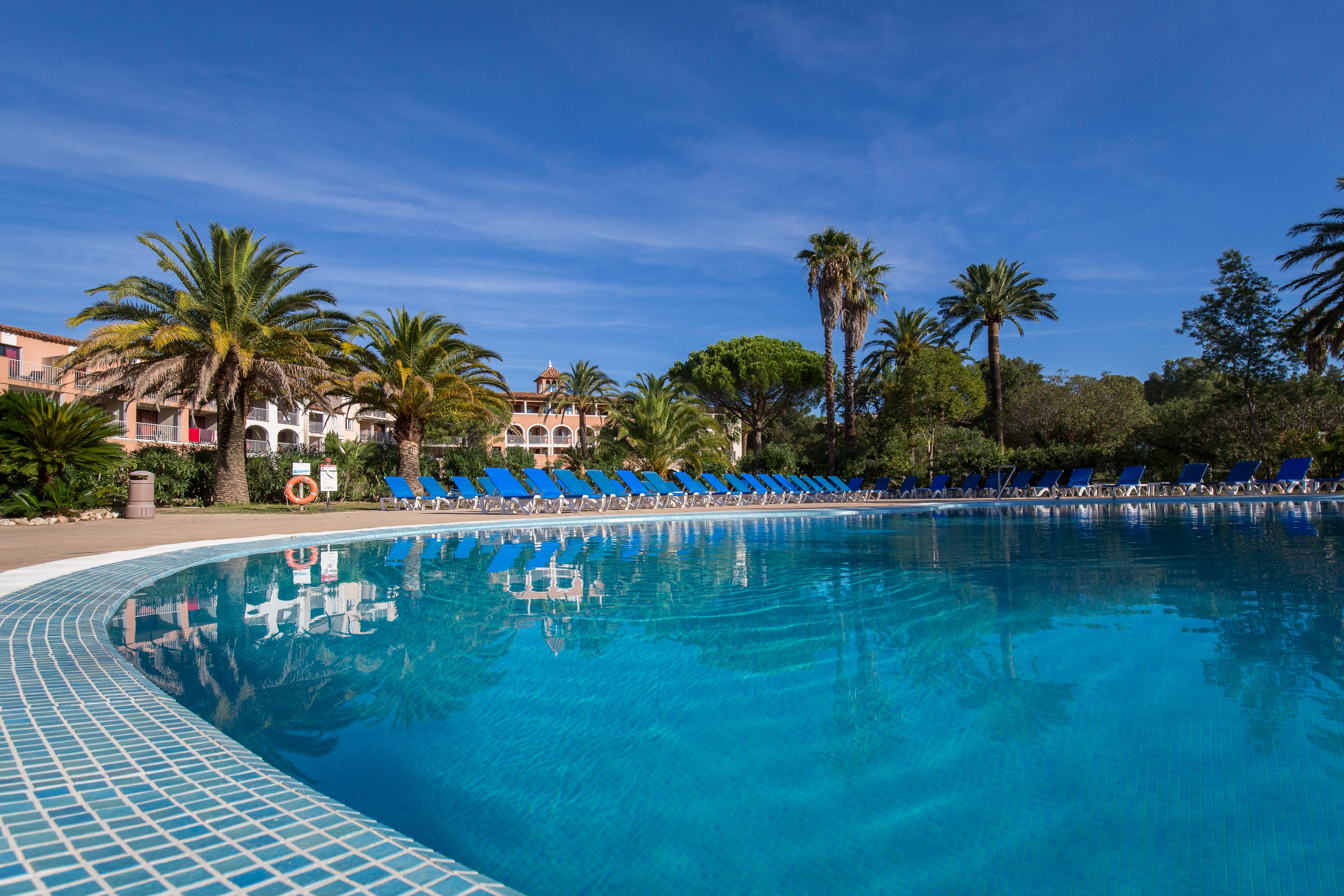 غريمو Sowell Residences Les Perles Du Golfe De Saint-Tropez المظهر الخارجي الصورة