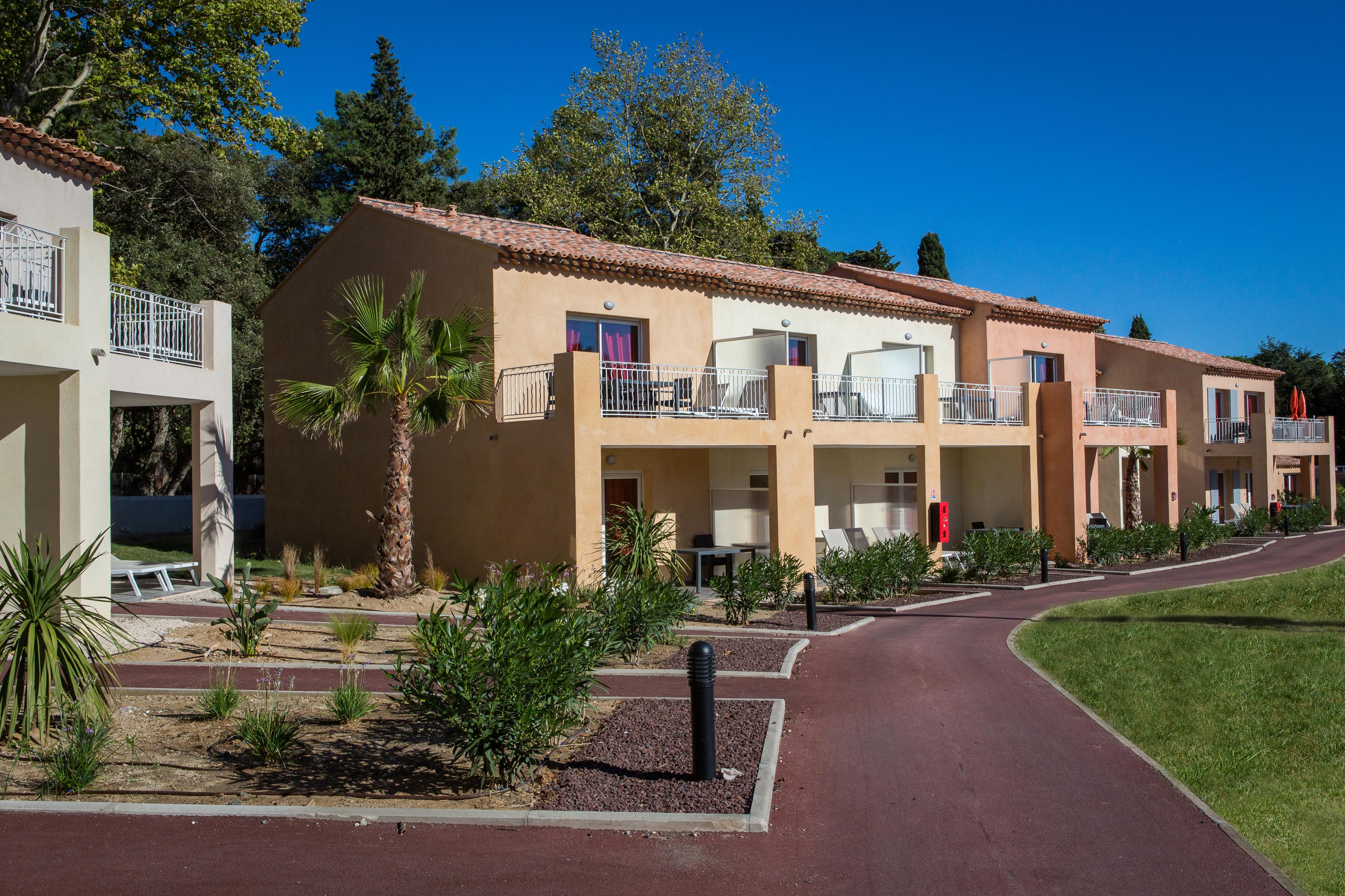 غريمو Sowell Residences Les Perles Du Golfe De Saint-Tropez المظهر الخارجي الصورة