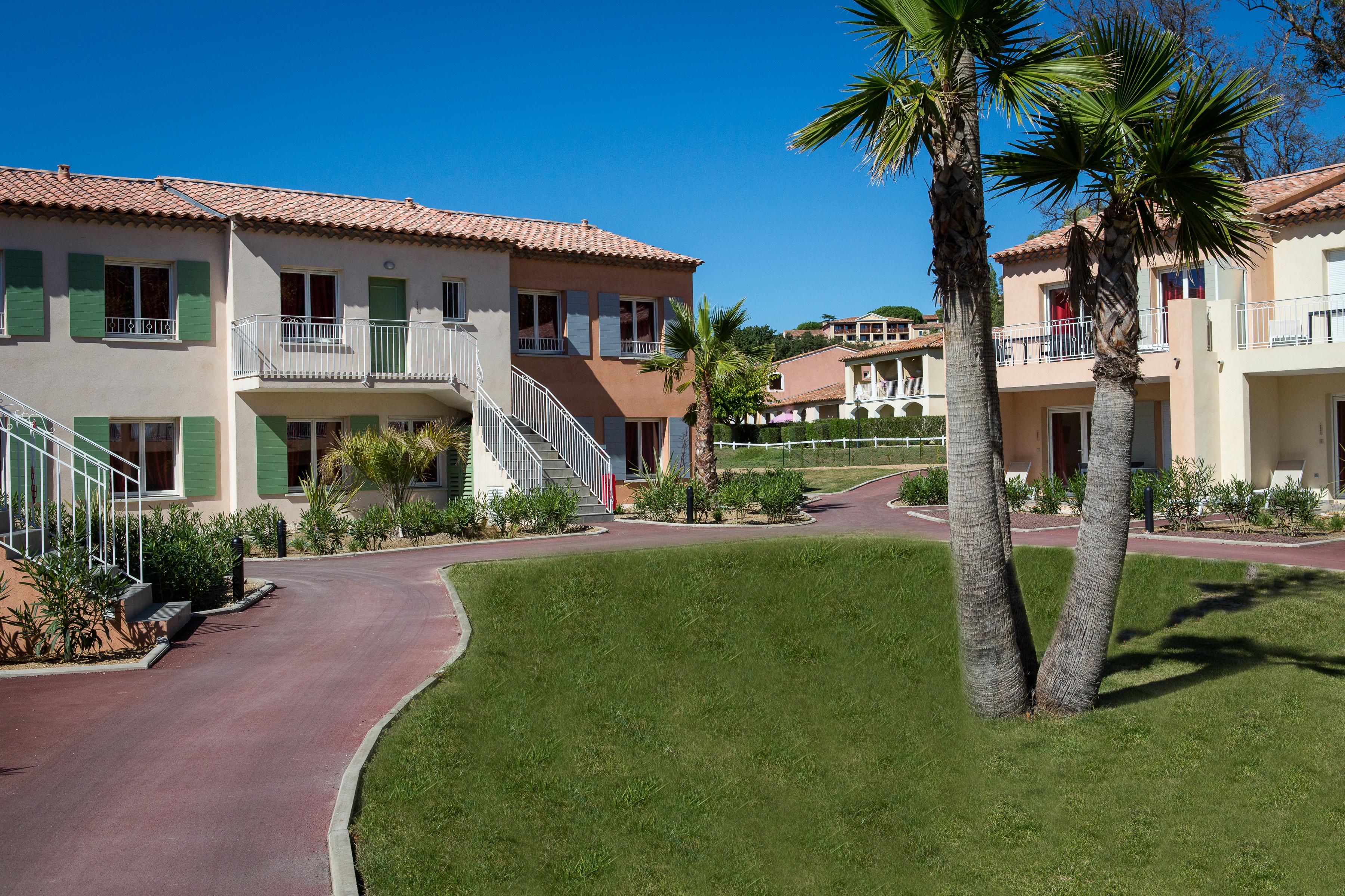 غريمو Sowell Residences Les Perles Du Golfe De Saint-Tropez المظهر الخارجي الصورة