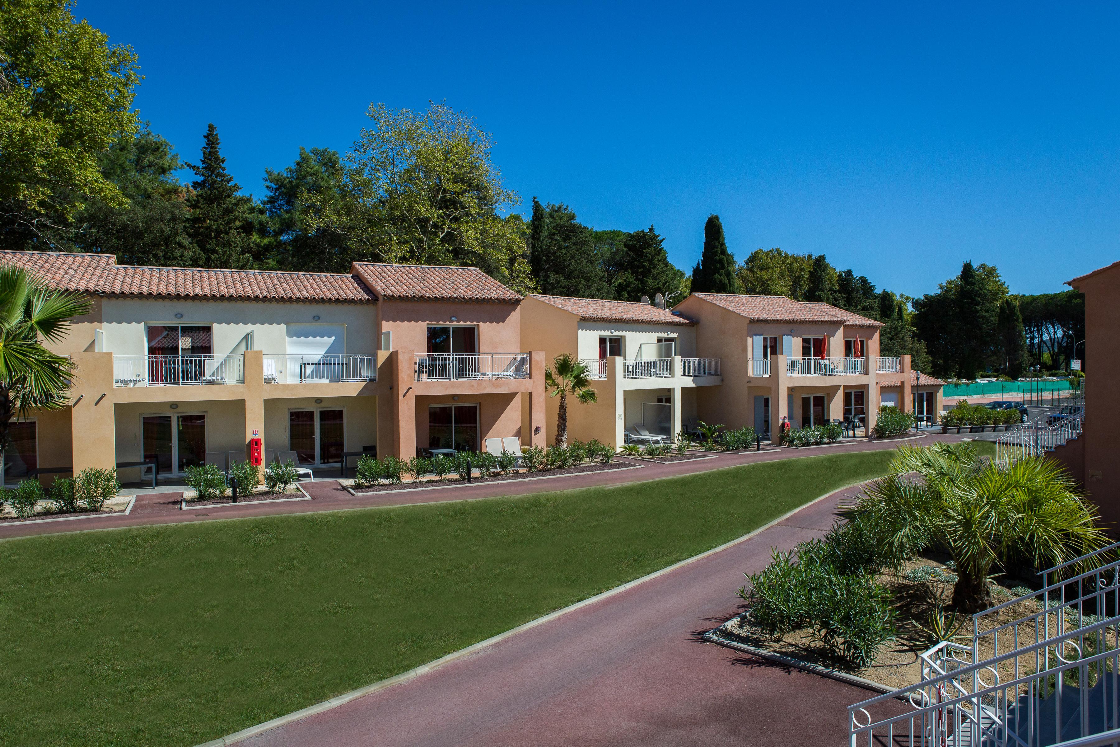 غريمو Sowell Residences Les Perles Du Golfe De Saint-Tropez المظهر الخارجي الصورة