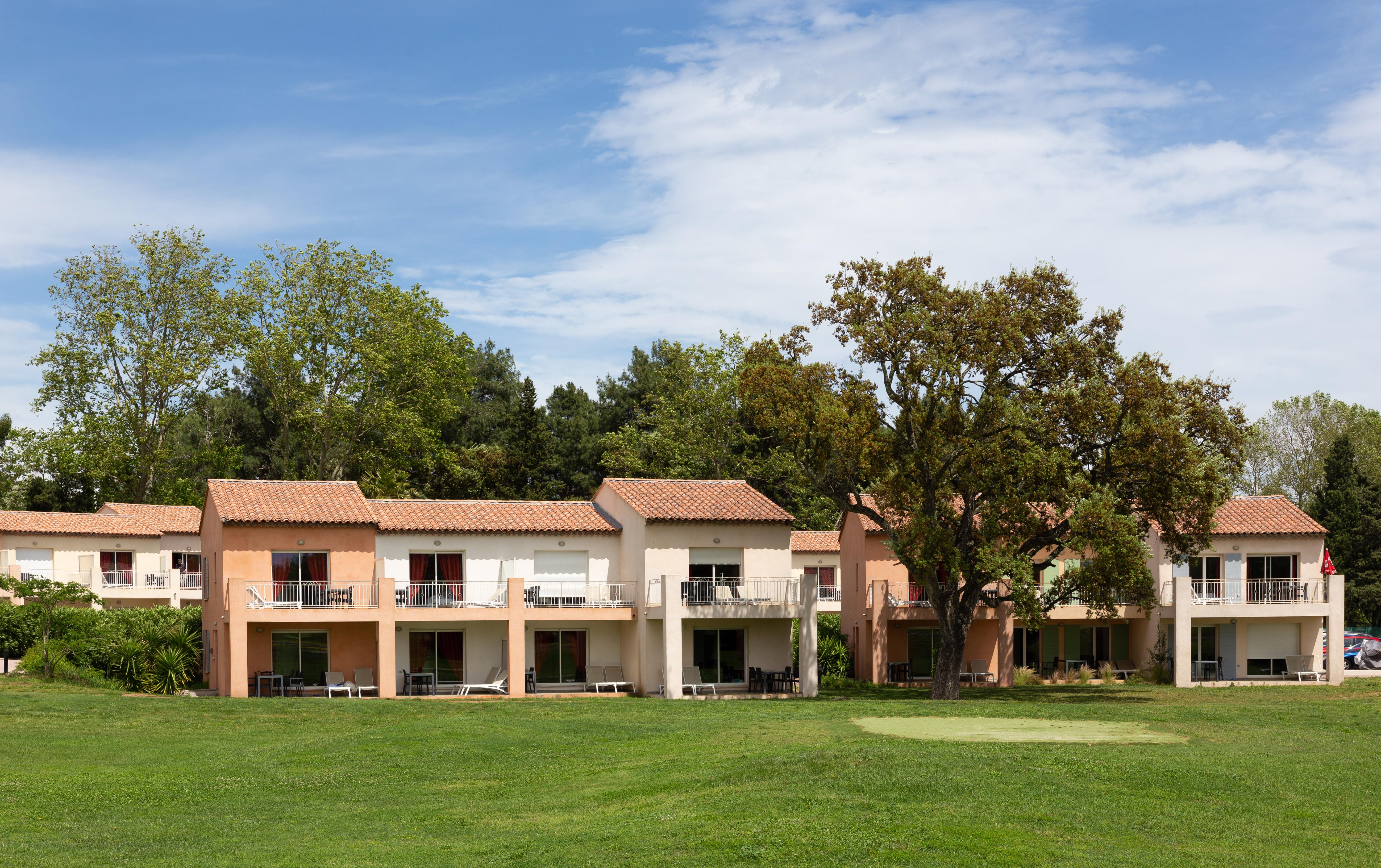 غريمو Sowell Residences Les Perles Du Golfe De Saint-Tropez المظهر الخارجي الصورة