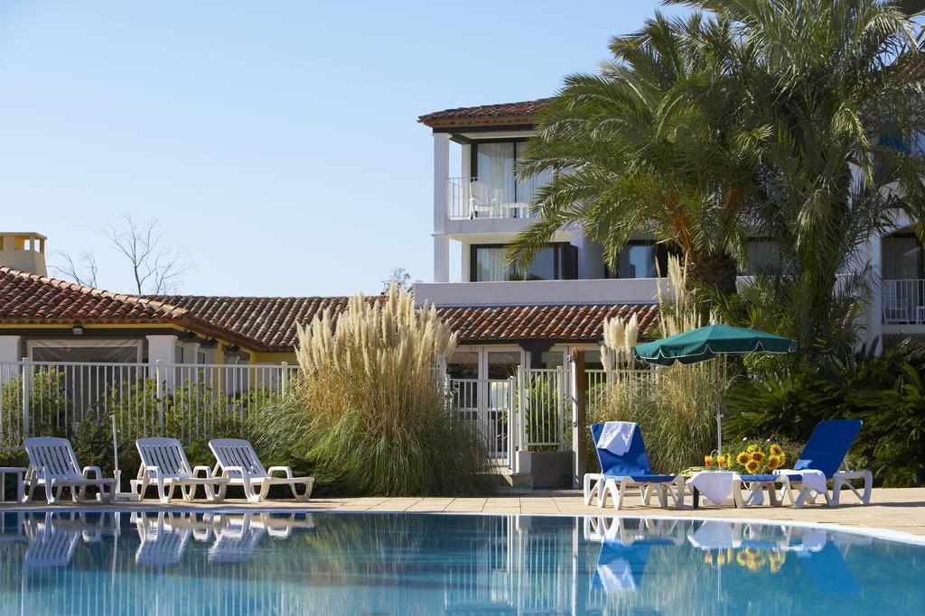 غريمو Sowell Residences Les Perles Du Golfe De Saint-Tropez المظهر الخارجي الصورة