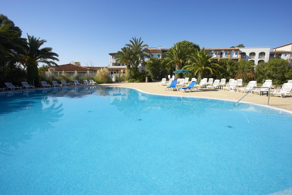 غريمو Sowell Residences Les Perles Du Golfe De Saint-Tropez المظهر الخارجي الصورة
