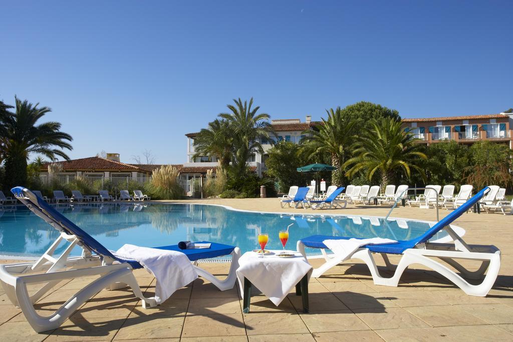 غريمو Sowell Residences Les Perles Du Golfe De Saint-Tropez المظهر الخارجي الصورة